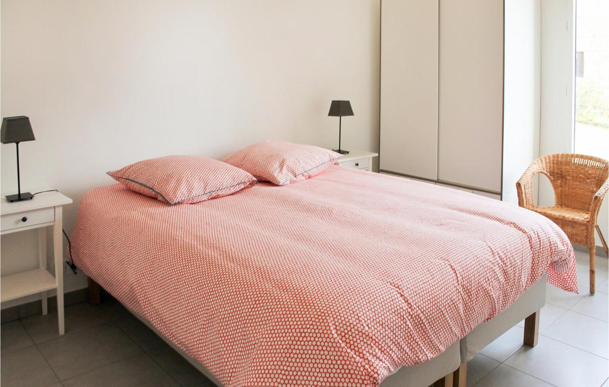 Awesome home in Erdeven with 5 Bedrooms&WiFi Buitenkant foto